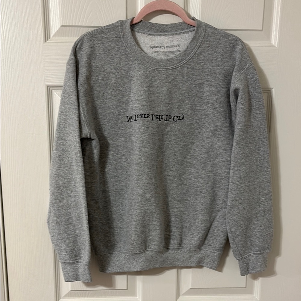 Ariana Grande Sweatshirt - Picture 2 of 5